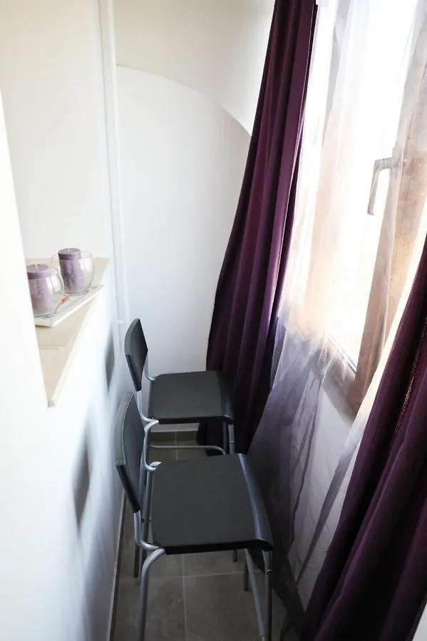Ultracentral Cozy Apartment Near Old Town Bucharest