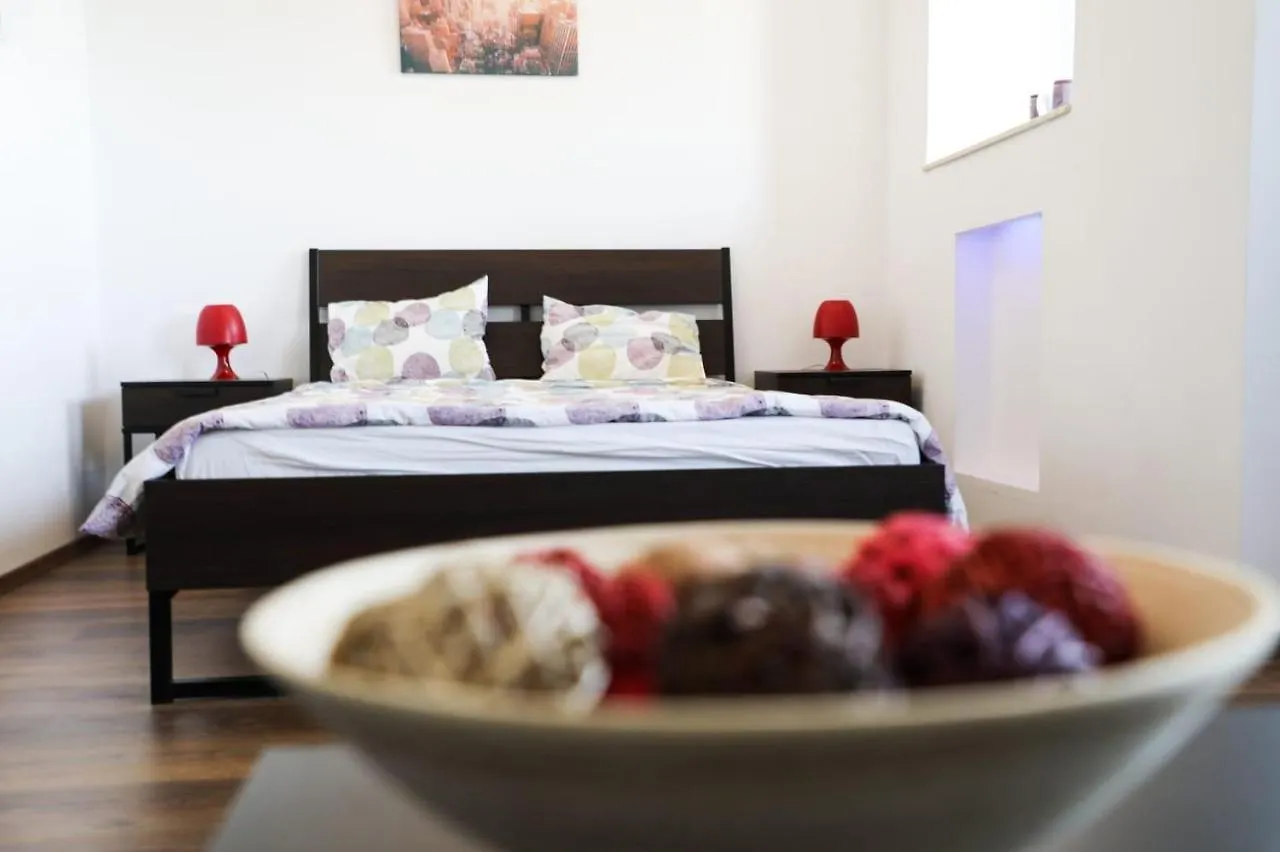 Ultracentral Cozy Apartment Near Old Town Bucharest
